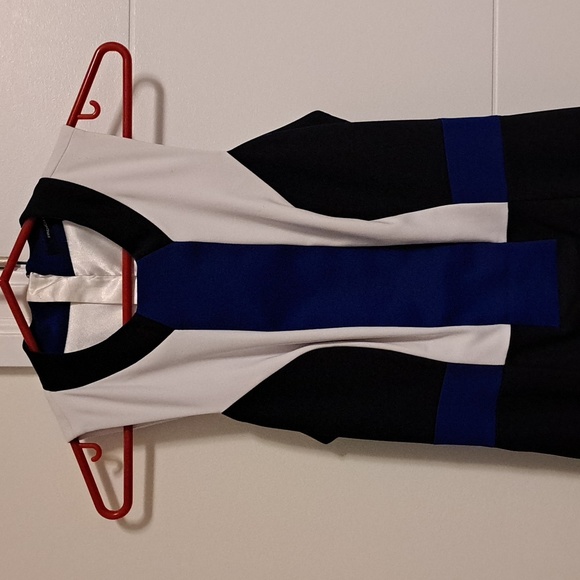 New French Connection Dress - Picture 2 of 3